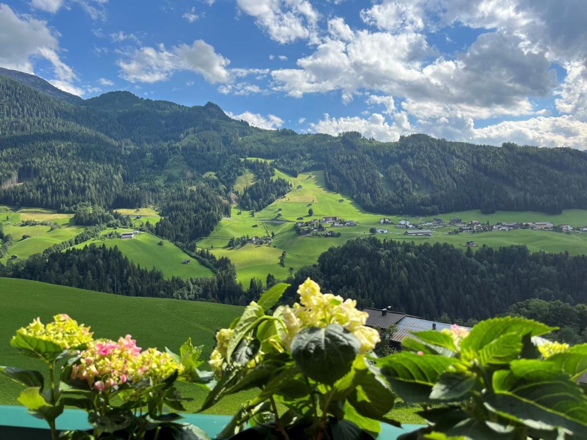 Landhaus Hoellwarth Zell am Ziller Dış mekan fotoğraf