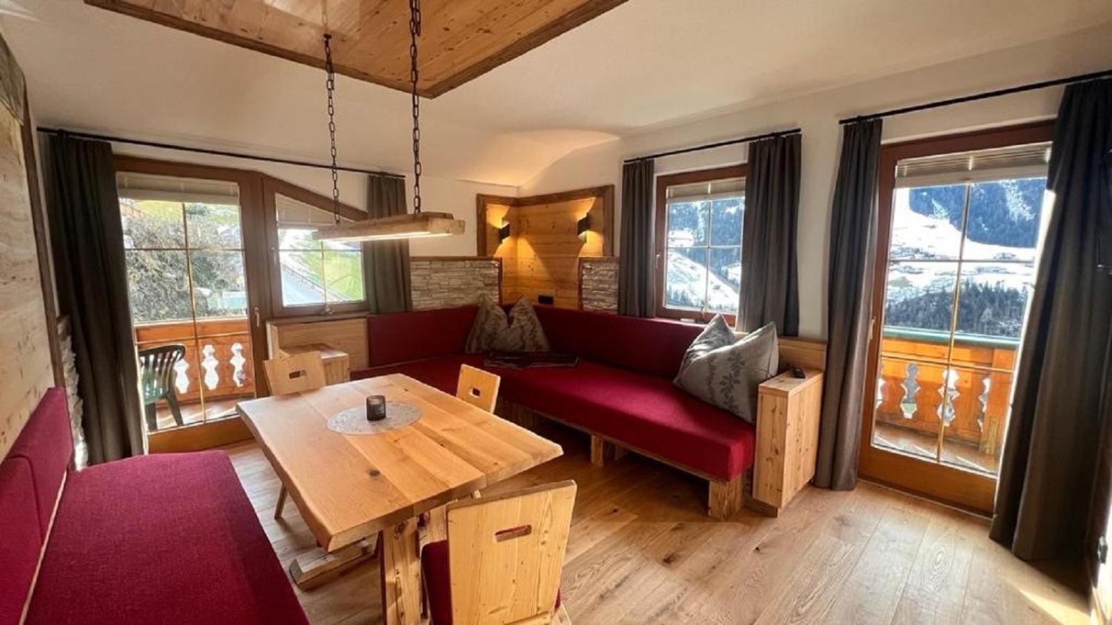 Landhaus Hoellwarth Zell am Ziller Dış mekan fotoğraf